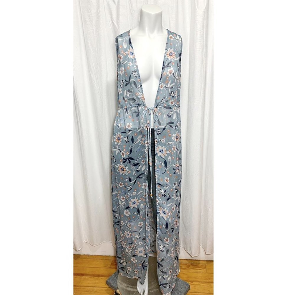 EASEL Weekend Floral Print Maxi Vest - Picture 3 of 8